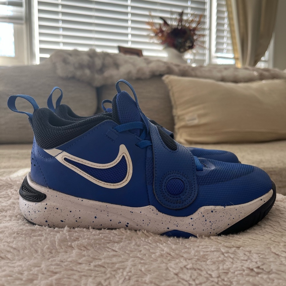 Nike Kids Blue Basketball Shoes